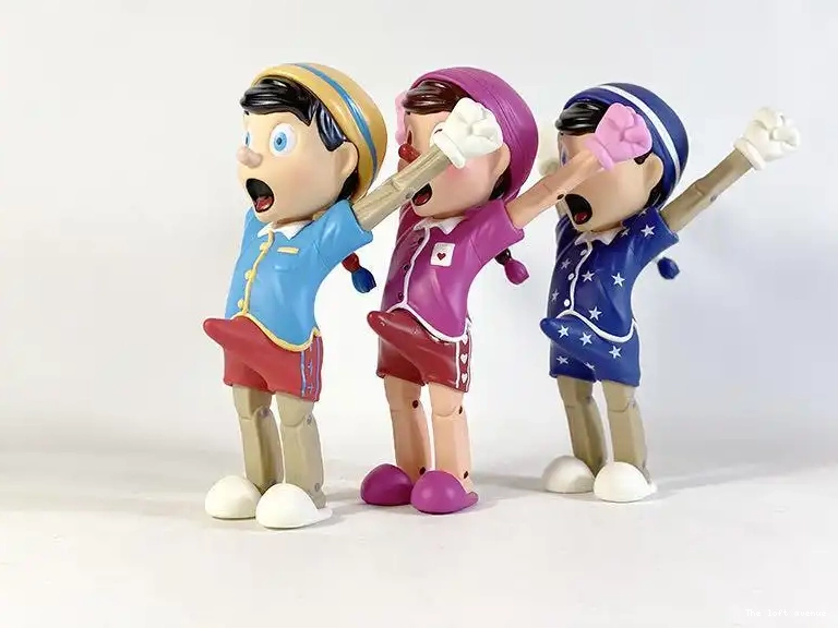 WOOD FIGURES (A AWAKENING) PINOCCHIO 0531